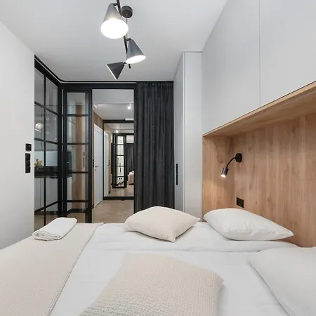 Nowoczesny Apartament Z Klimatyzacja I Parkingiem By Renters Prestige * Breslavia